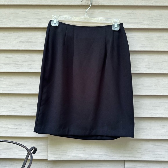 Northern Tradition Black Knee-Length A-Line Pencil Skirt for Work - Picture 4 of 6